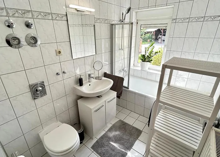 Citywohnungen Halle Nietleben Apartamento *